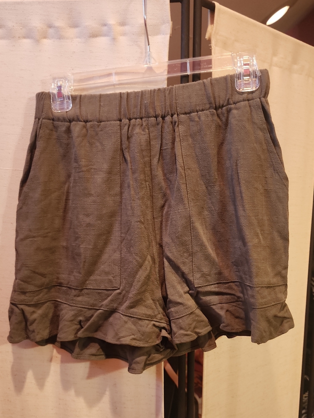 LA MIEL Olive Ruffle Hem Shorts